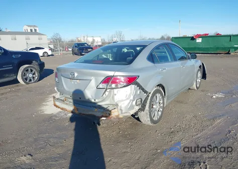 2009 Mazda Mazda6 I Touring z USA, uszkodzony, nr VIN 1YVHP82AX95M13492